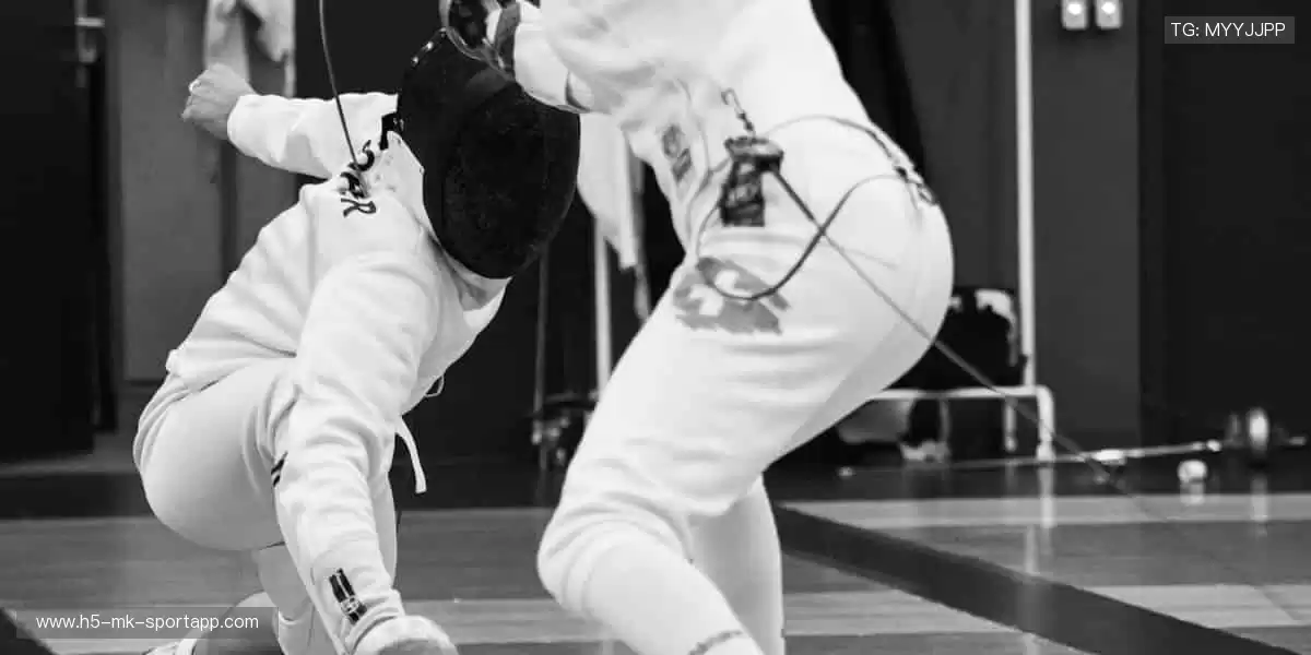 👕 限量周边,穿上它,你就是赛场最靓的崽!